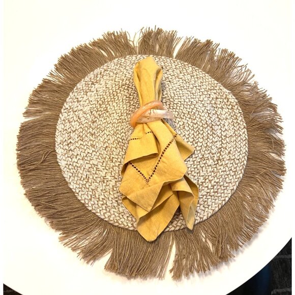 Set Of 8 Tahari Acrylic Peach Pink Tortoise Pattern Napkin Rings All Occasions - Picture 2 of 6